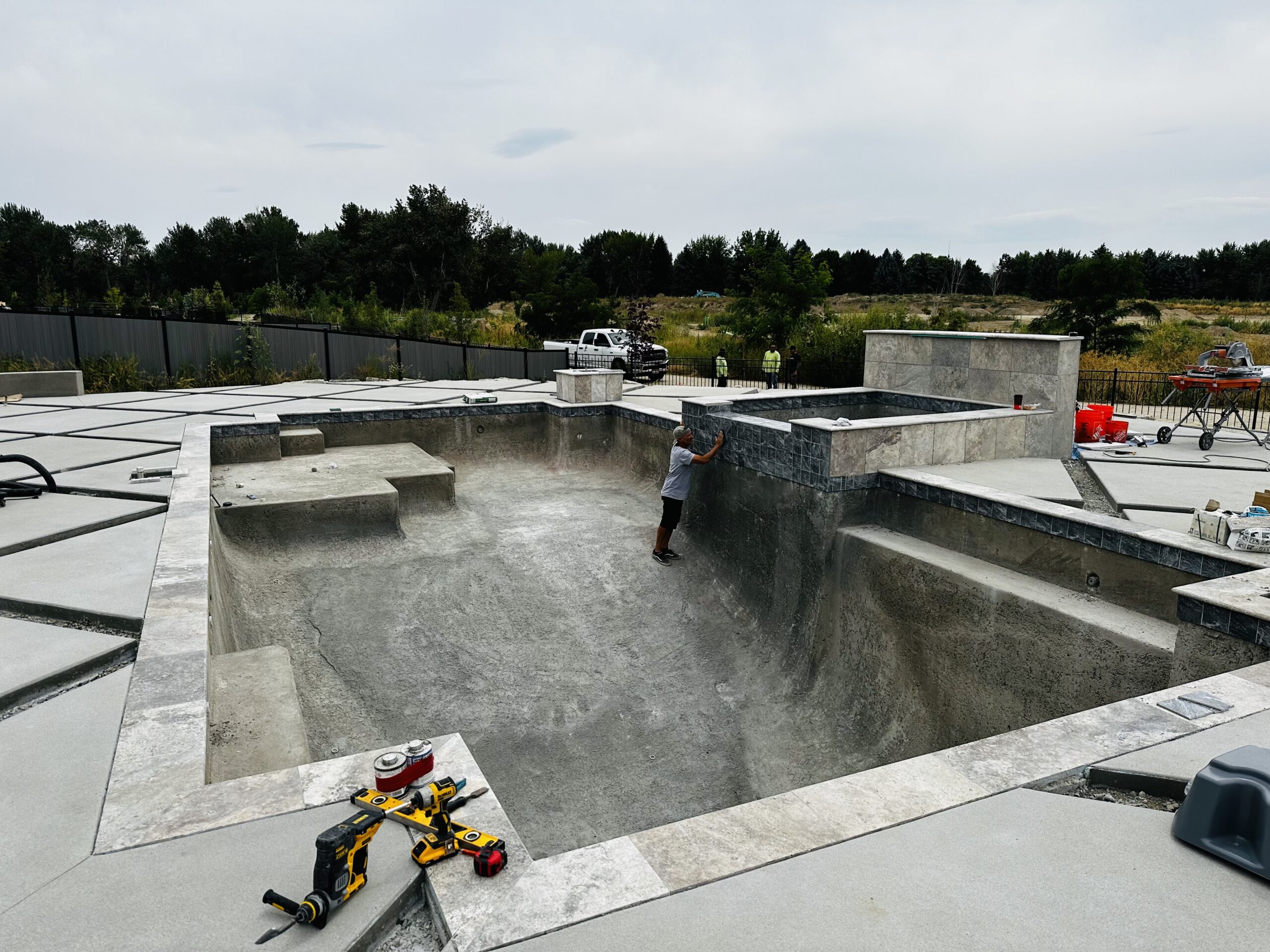 custom-pools-and-spas-before-after-idaho