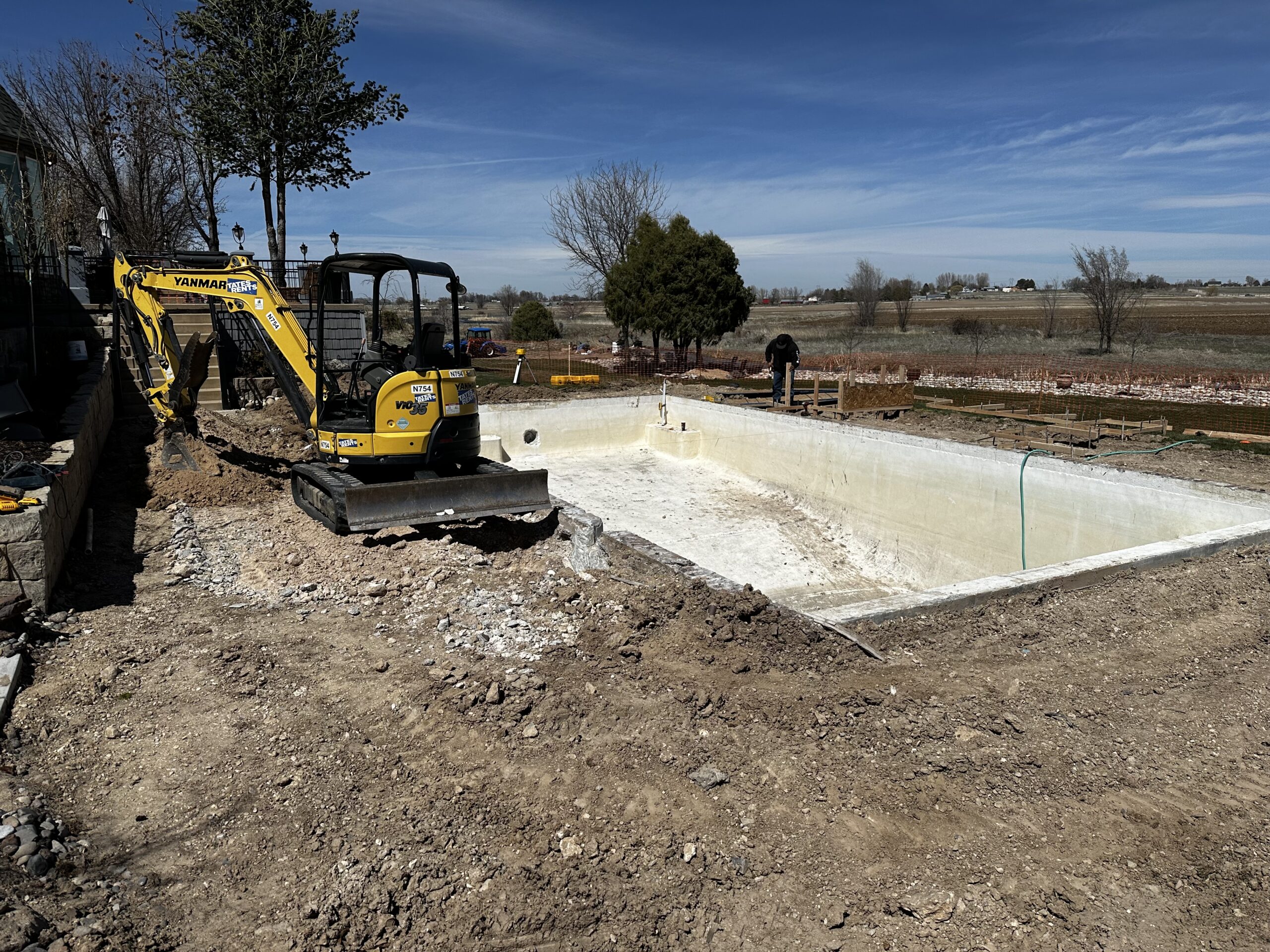 pool-remodel-idaho-before pool-remodel-idaho-before